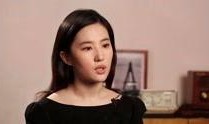 刘亦菲轮椅爆料视频,揭秘女神背后的健康挑战
