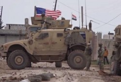 美国爆料美军车队视频,揭秘美军真实战地行动